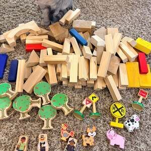 Wooden Building Block Set -Farm Animals & Road Signs